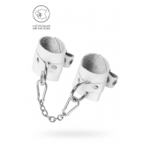 Белые мягкие кожаные наручники с люверсами - Pecado - купить с доставкой в Пушкино