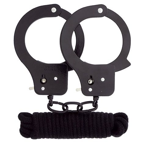 Чёрные наручники из листового металла в комплекте с веревкой BONDX METAL CUFFS LOVE ROPE SET - Dream Toys - купить с доставкой в Пушкино